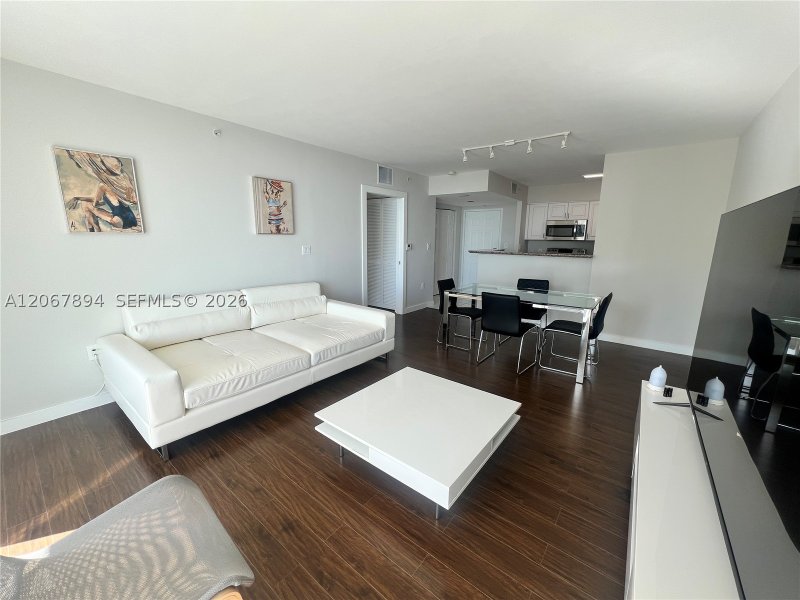 Alquiler de apartamento en Mark on Brickell 1607