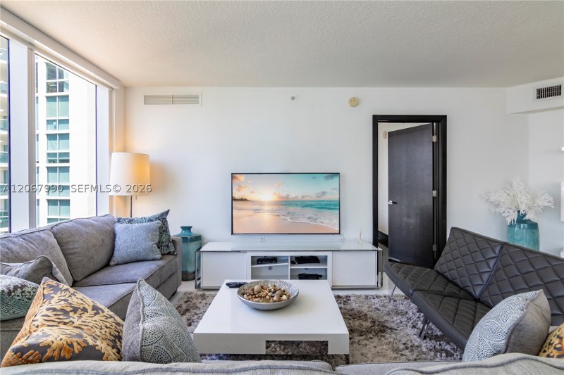 Condo for sale at St Tropez 1-1604
