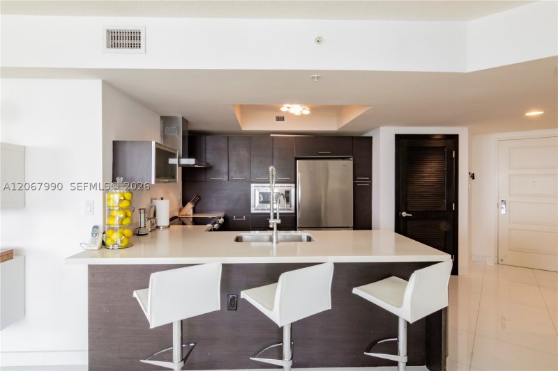Condo for sale at St Tropez 1-1604