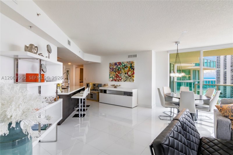 Condo for sale at St Tropez 1-1604