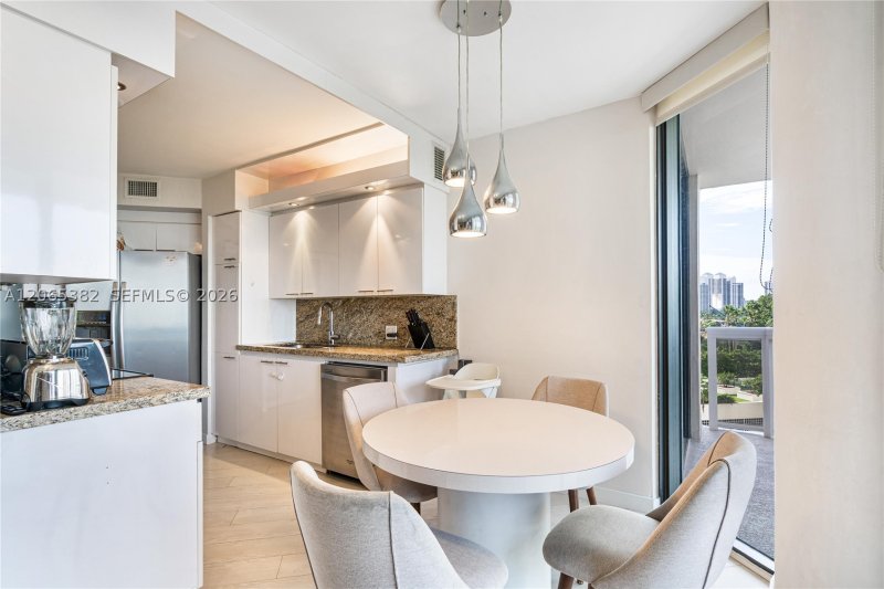 Comprar apartamento no The Landmark 604+DEN