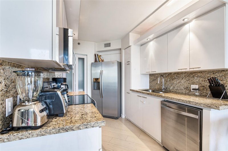 Comprar apartamento no The Landmark 604+DEN