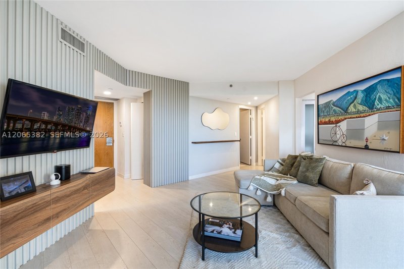 Comprar apartamento no The Landmark 604+DEN