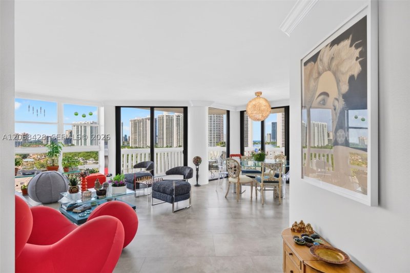 Comprar apartamento no 1000 Williams Island 1204