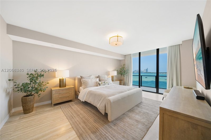 Condo for sale at Onda Bay Harbor Islands PH2