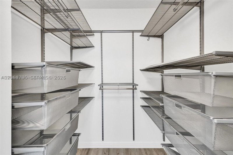 Property photo # 10