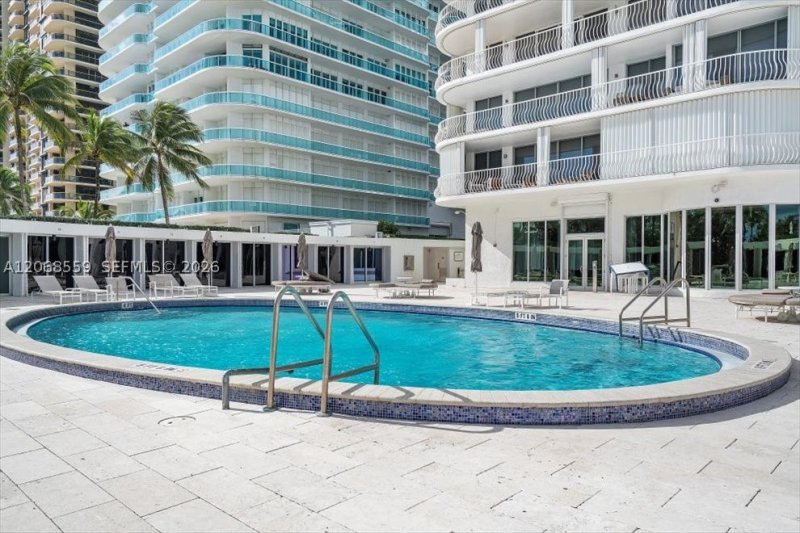 Alquiler de apartamento en Bal Harbour 101 Condo 902