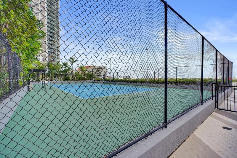 Comprar apartamento en Hyde Midtown 2705