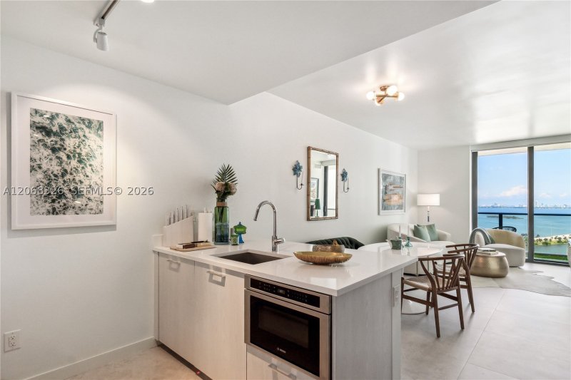 Property photo # 10