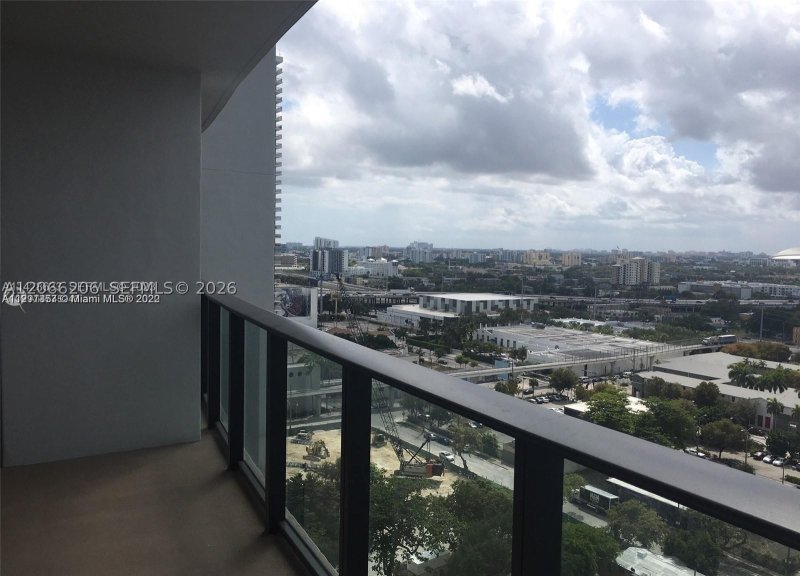 Comprar apartamento no Canvas 1512