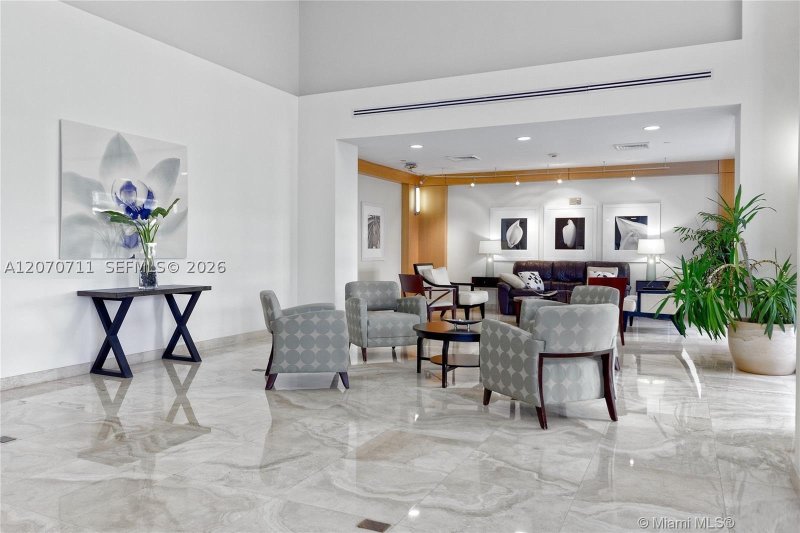 Condo for sale at 2080 Ocean Drive MPH09