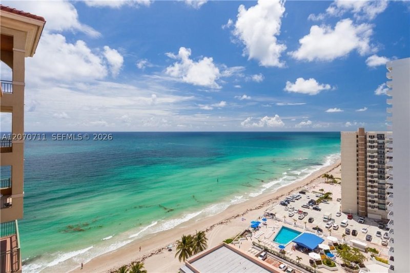 Condo for sale at 2080 Ocean Drive MPH09