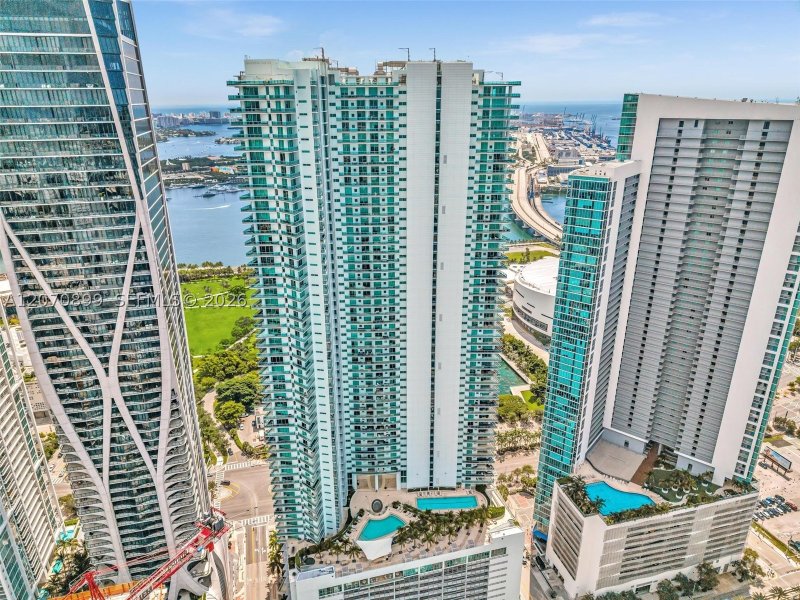 Comprar apartamento no 900 Biscayne 1708