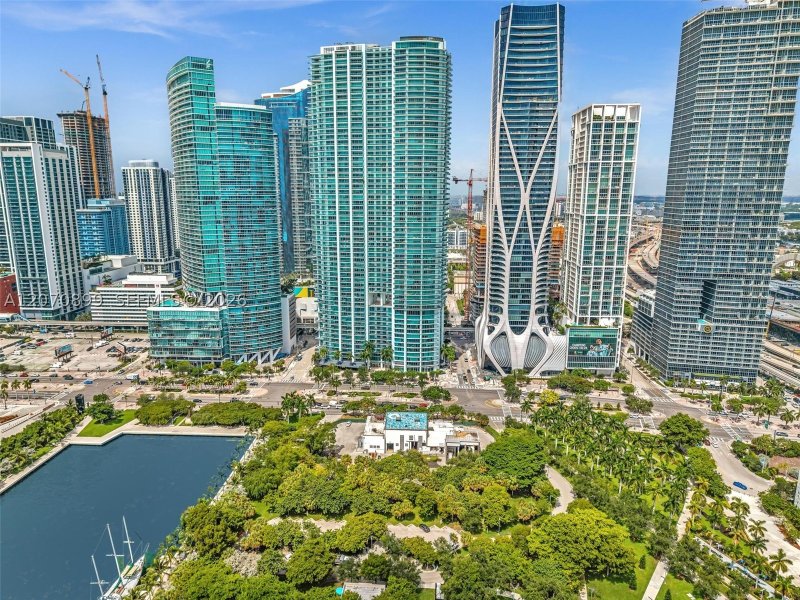 Comprar apartamento no 900 Biscayne 1708