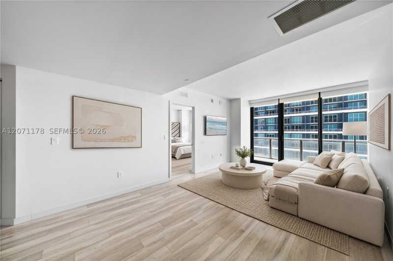 Comprar apartamento en Dua Miami - SLS Brickell Condo 3709