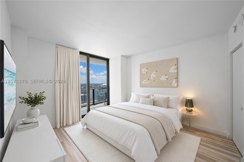 Comprar apartamento en Dua Miami - SLS Brickell Condo 3709