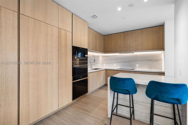 Comprar apartamento en Eighty Seven Park 705