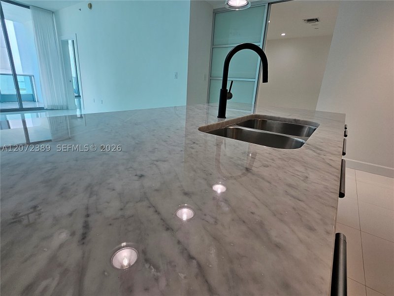 Alquiler de apartamento en 900 Biscayne 4210