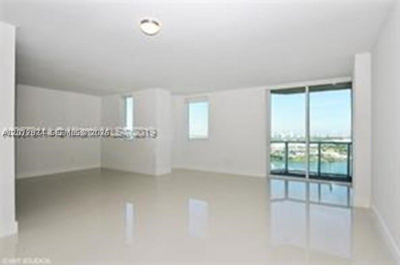 Vizcayne Everglades On The Bay Apt #1102