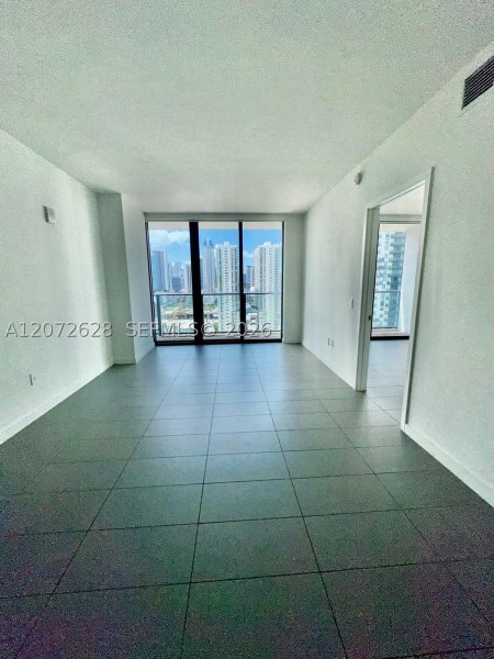 Aluguel de apartamento no Canvas 2108
