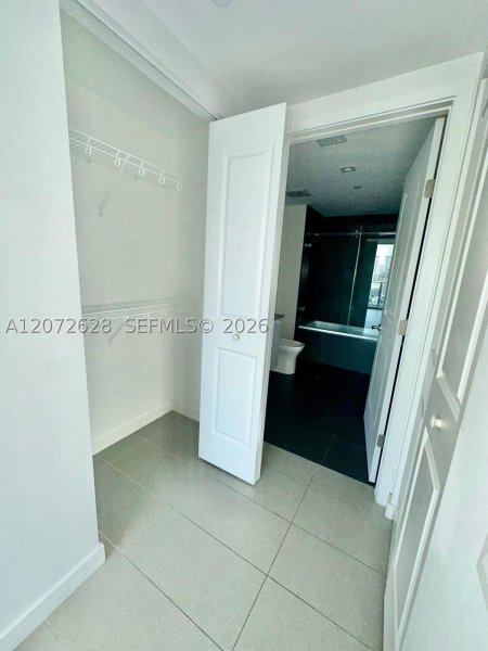 Aluguel de apartamento no Canvas 2108