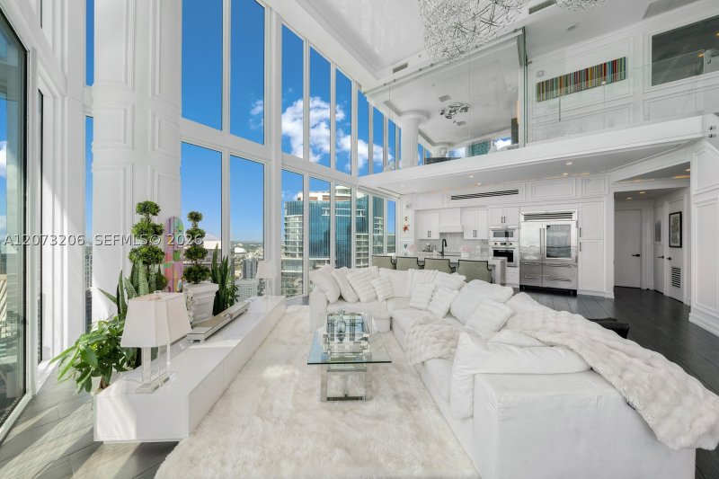 Alquiler de apartamento en Marina Blue 5701