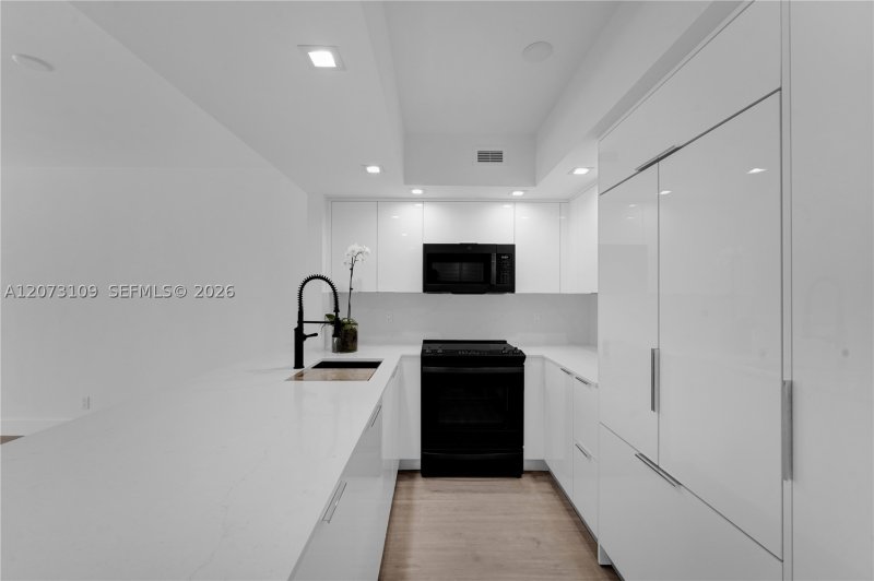 Alquiler de apartamento en 5600 Collins 6A