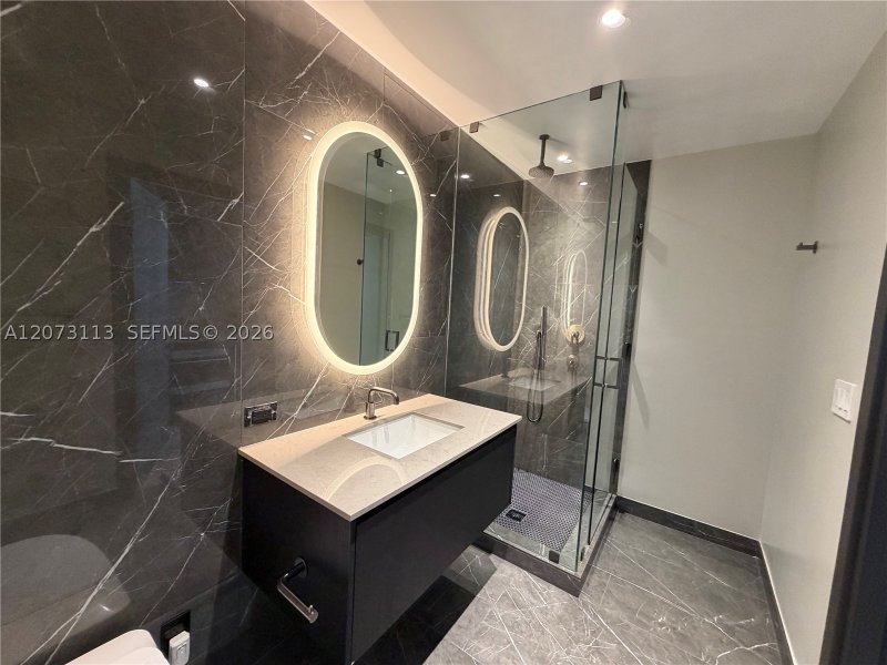 Alquiler de apartamento en E11EVEN Hotel & Residences 2703B