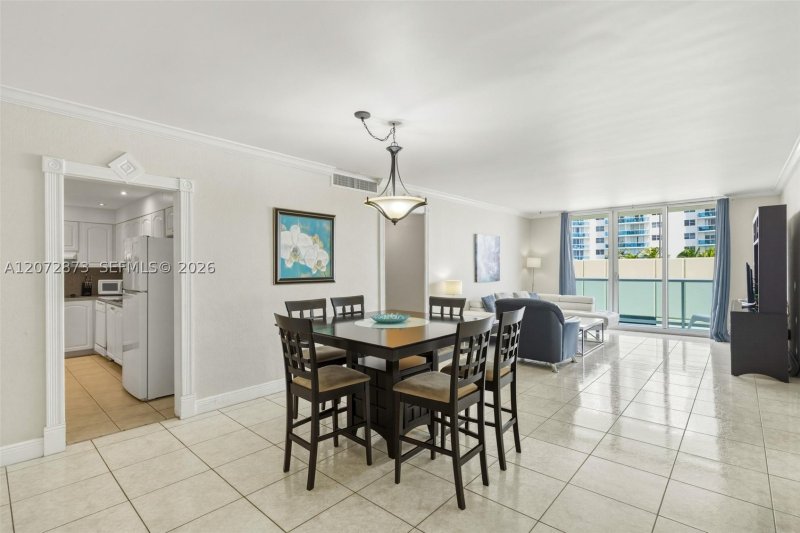 Condo for sale at Tides Hollywood Beach 3E