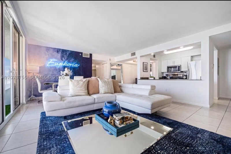 Condo for sale at The Club At Brickell Bay 4101