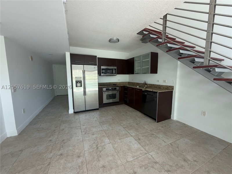 Aluguel de apartamento no Brickell on the River South 404