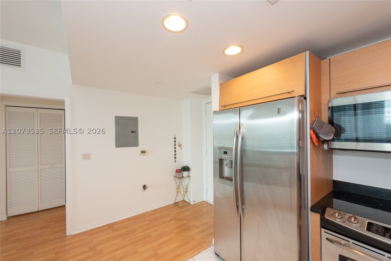 Property photo # 9