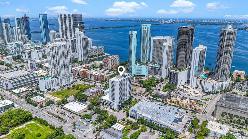Comprar apartamento en 1800 Biscayne Plaza 1803