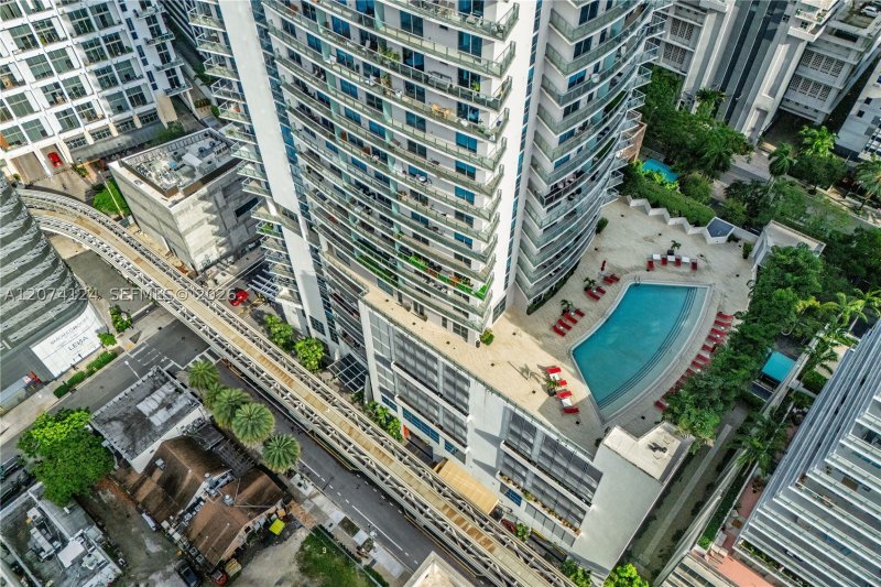 Alquiler de apartamento en 1100 Millecento 609