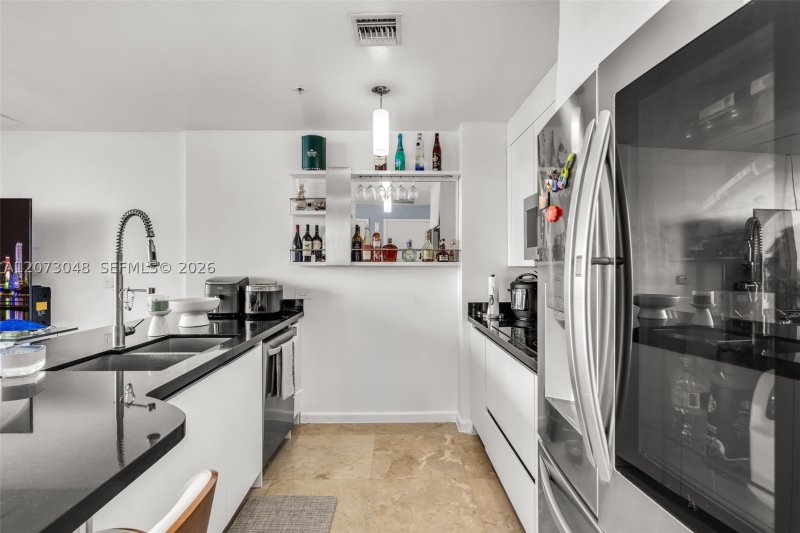 Comprar apartamento en Midtown Miami 4 H1503