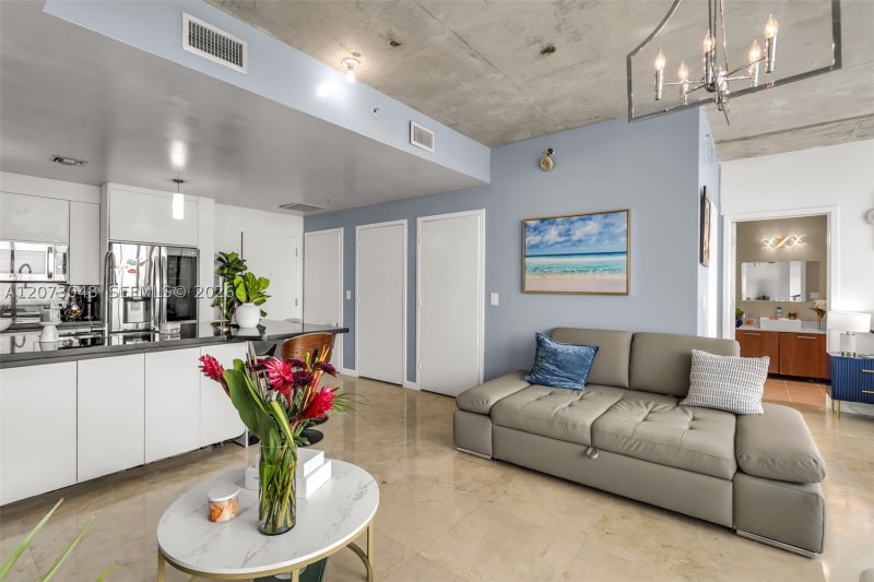 Comprar apartamento en Midtown Miami 4 H1503