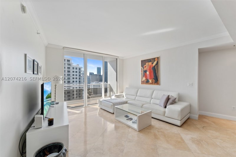 Alquiler de apartamento en Carbonell 2801