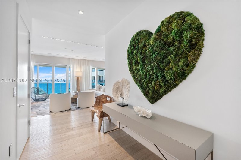 Comprar apartamento no 1 Hotel & Homes South Beach PH-1612