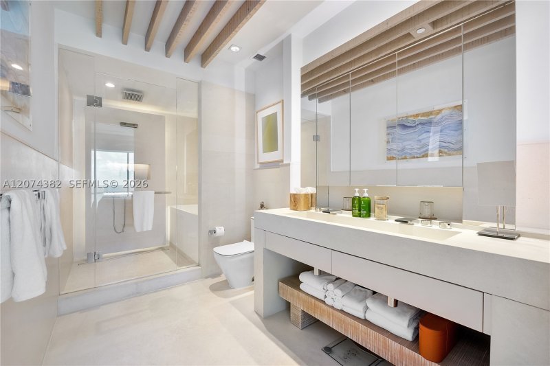 Comprar apartamento no 1 Hotel & Homes South Beach PH-1612
