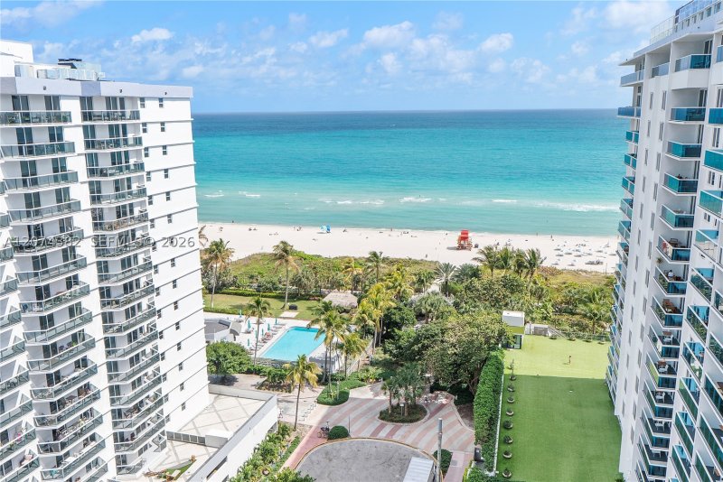 Comprar apartamento no 1 Hotel & Homes South Beach PH-1612