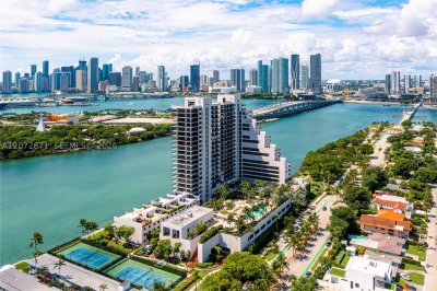 1000 Venetian Way Apt #301/303