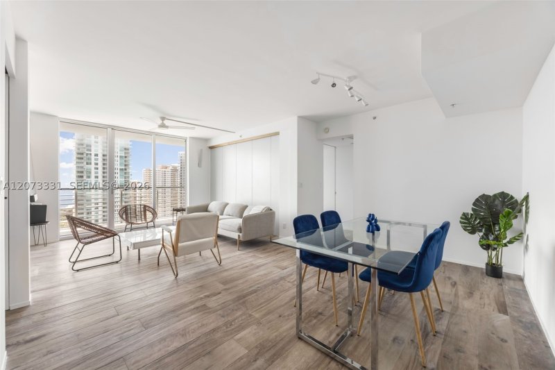 Condo for sale at One Miami West Tower 2805