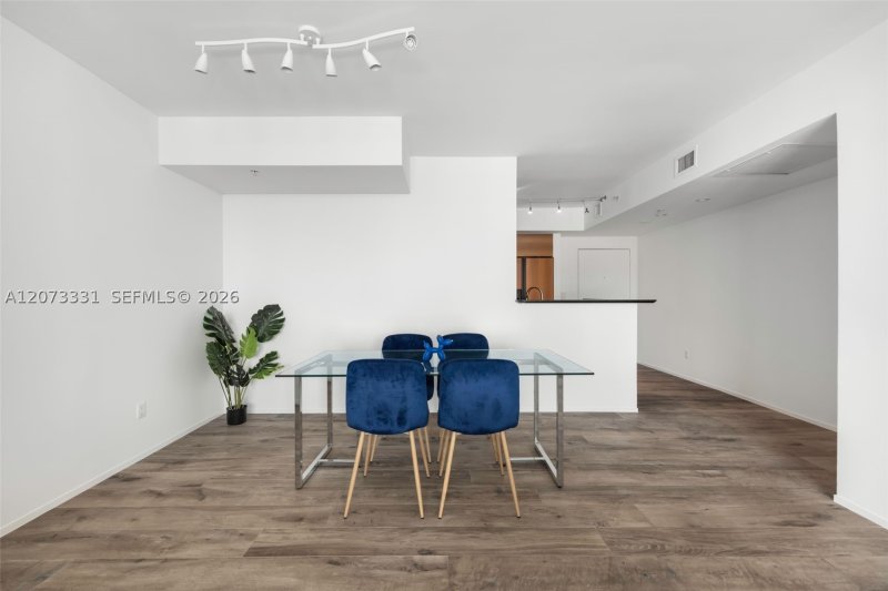 Condo for sale at One Miami West Tower 2805