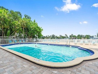 Property photo # 2