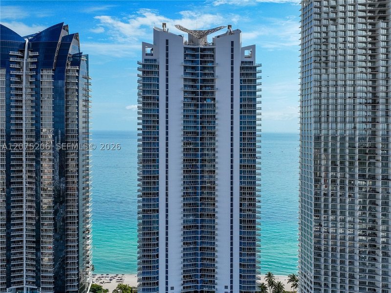 Comprar apartamento en Jade Beach 1703