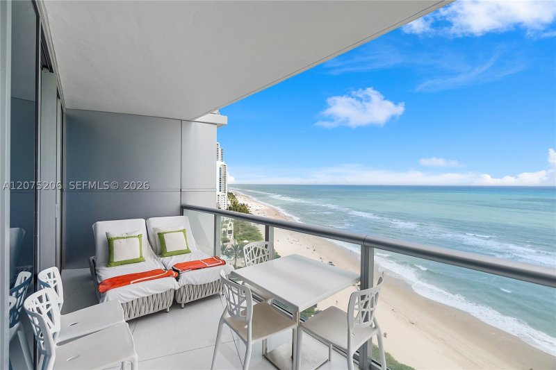 Comprar apartamento en Jade Beach 1703
