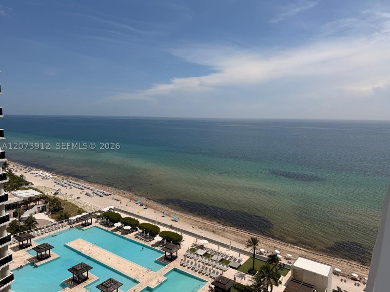 Aluguel de apartamento no Beach Club Two 2108