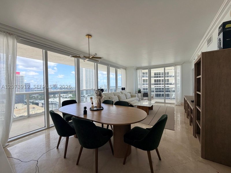 Aluguel de apartamento no Beach Club Two 2108