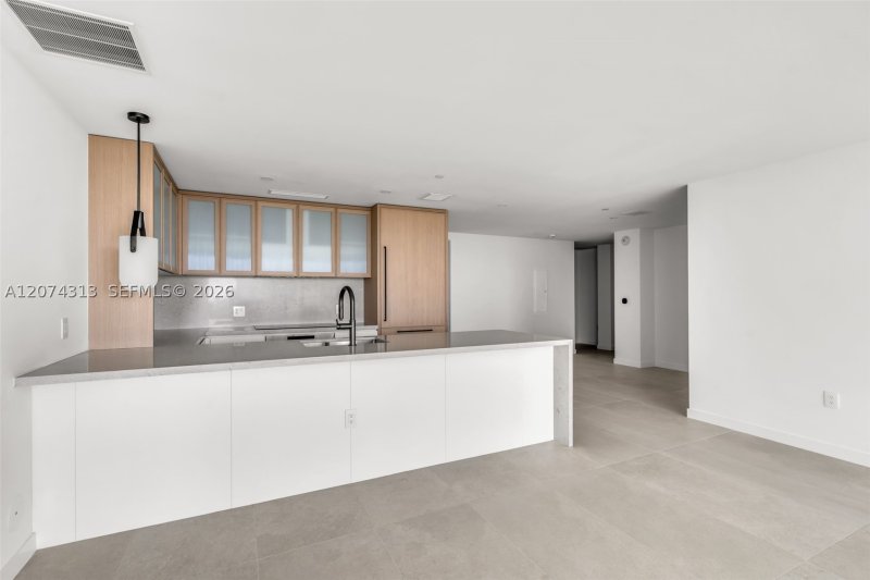 Condo for sale at 2200 Brickell 416