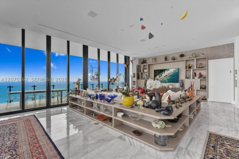 Comprar apartamento no Muse Sunny Isles Beach 4201